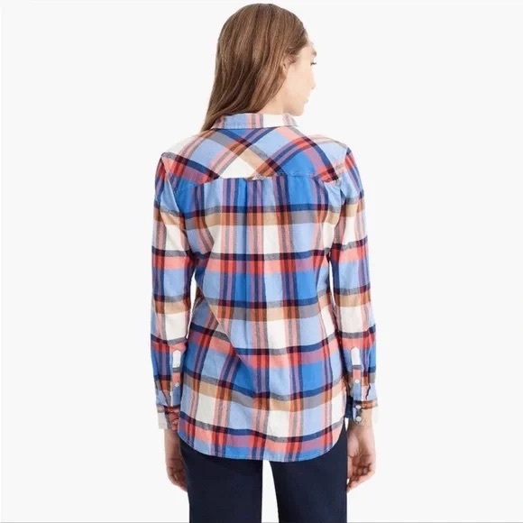 J. Crew Pacey Plaid Classic-fit Boy button up Shirt - Picture 7 of 8